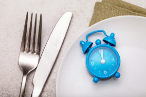 叉和时钟代表饥饿和血糖